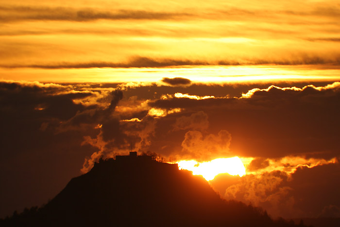 Sonnenuntergang Festungsruine Hohentwiel Steilingen