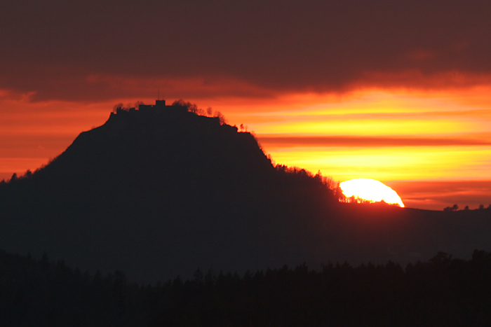 Sonnenuntergang Hohentwiel Hegau